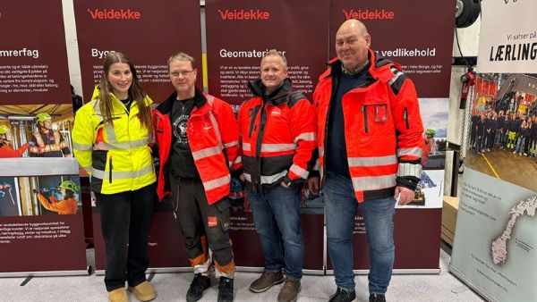 <span>Teamet f.v. Maria Seljes&aelig;ther, Christian Evertsson, Bj&oslash;rn Markeng og Steinar Hermansen.<br /></span><div><span style="color: #333333; font-family: 'Open Sans', Arial, sans-serif;">&nbsp;</span></div>