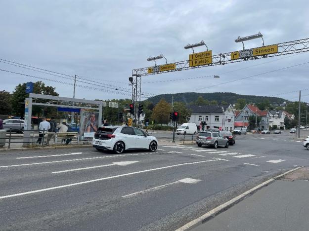 Venstresving forbudt fra 19. september: Det blir ikke mulig å svinge til venstre i Storokrysset hvis man kommer fra Kjelsås, Smestad eller Torshov/Sandaker. Dette gjelder i perioden frem til tirsdag morgen 11. oktober mens Sporveien skifter sporveksler og trikkespor i krysset.